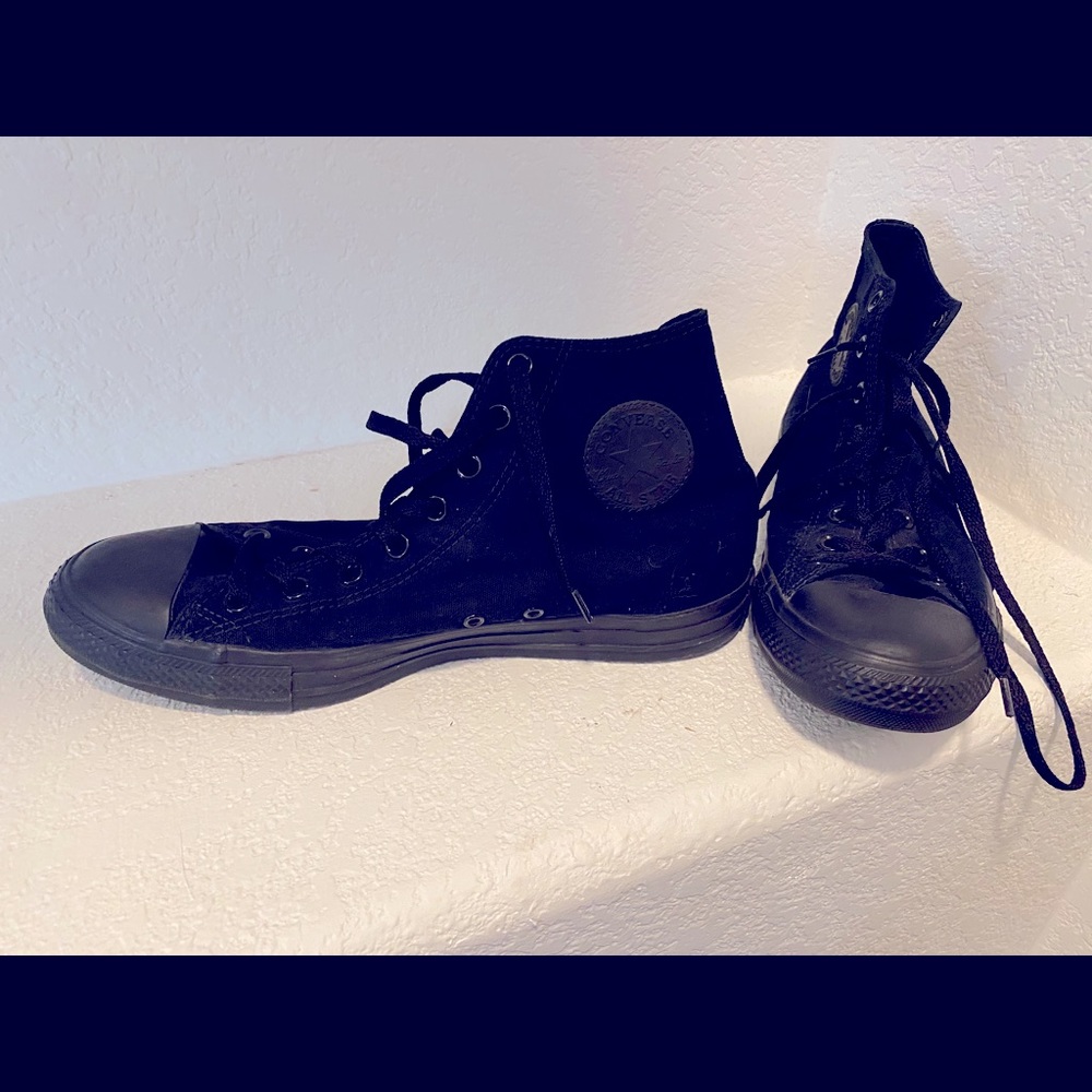 Monochrome black high top converse